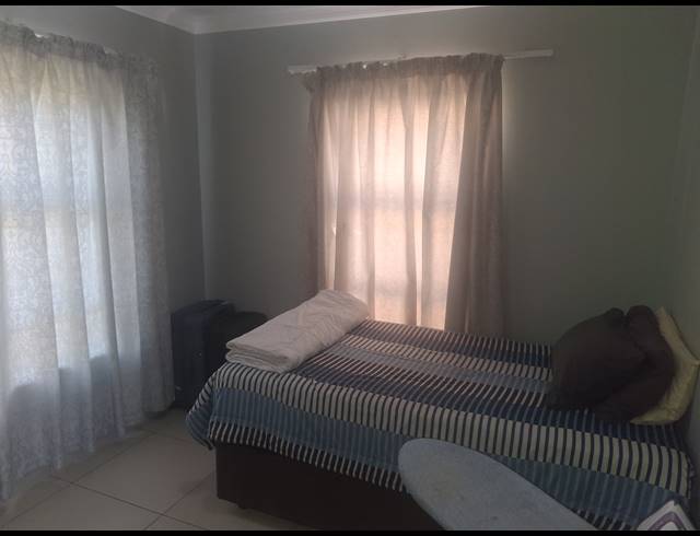3 BEDROOM FREEHOLD FOR SALE IN RUA VISTA